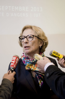 Geneviève Fioraso,&nbsp;Secrétaire d'Etat&nbsp;à l'Enseignement supérieur et&nbsp;à la Recherche.